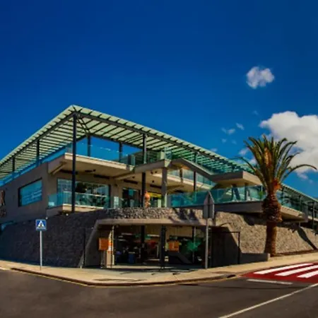 Paraiso Ii Tg Free Wifi Διαμέρισμα